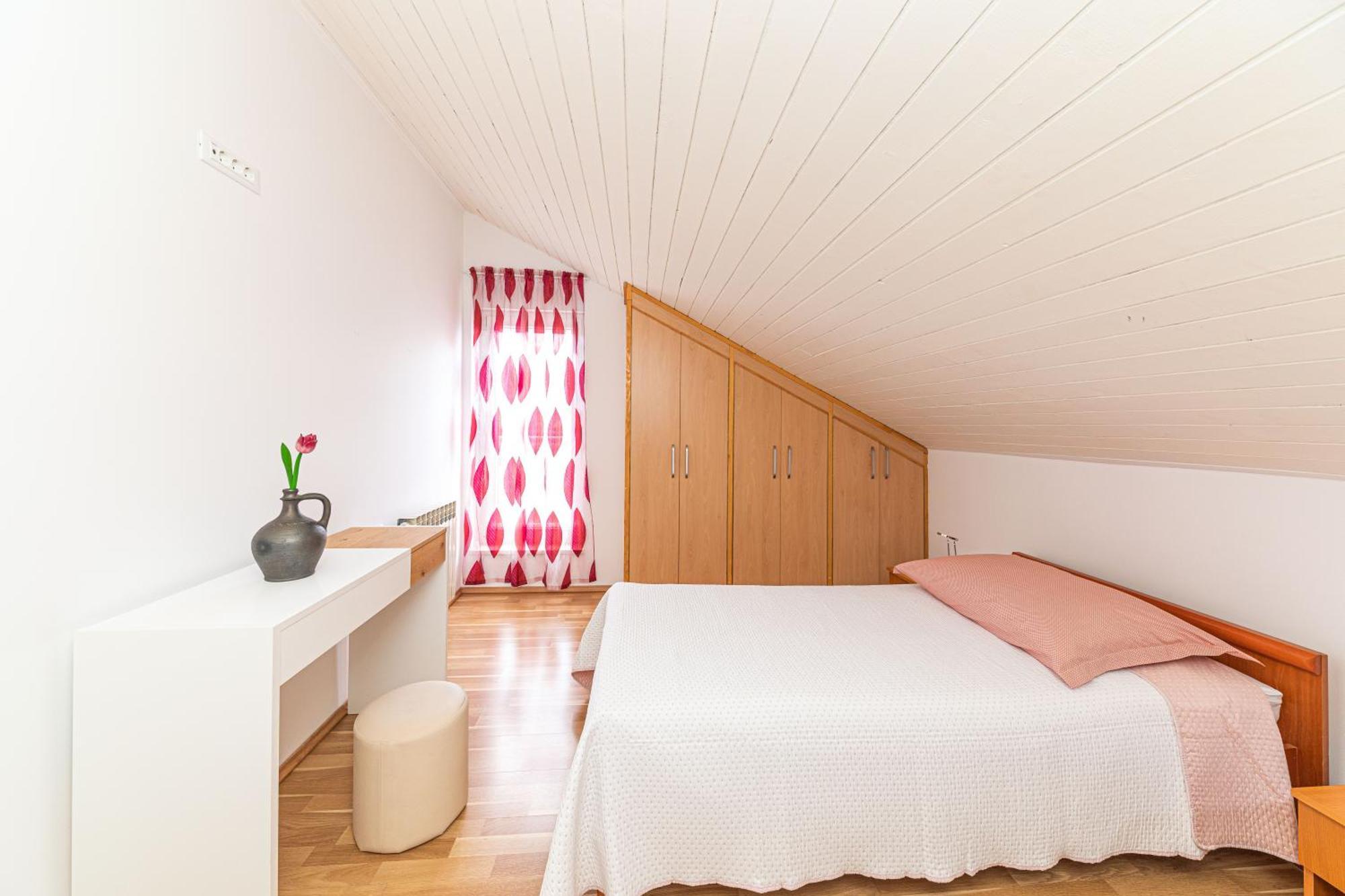 Apartments Iskra Stobreč Екстериор снимка