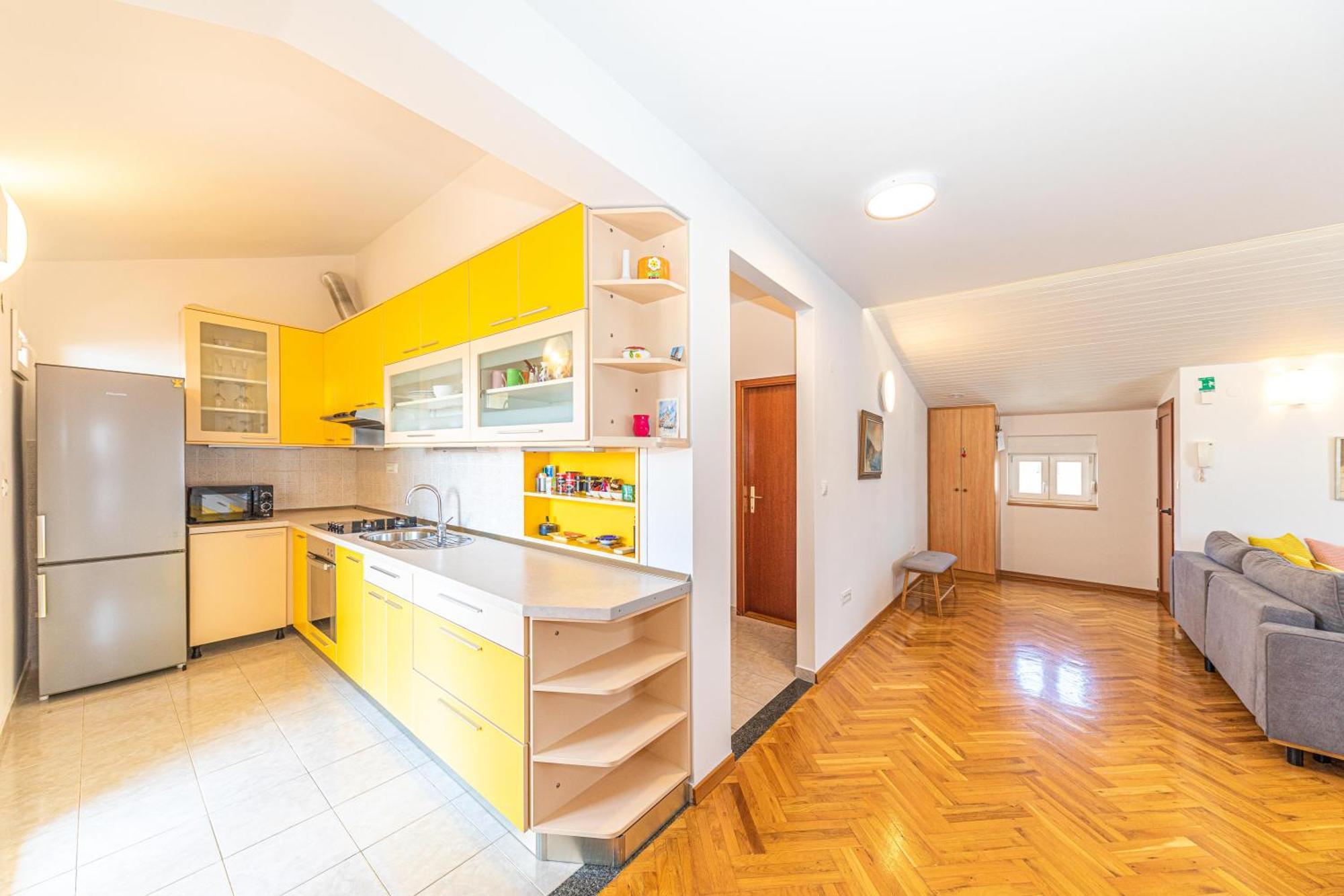 Apartments Iskra Stobreč Екстериор снимка