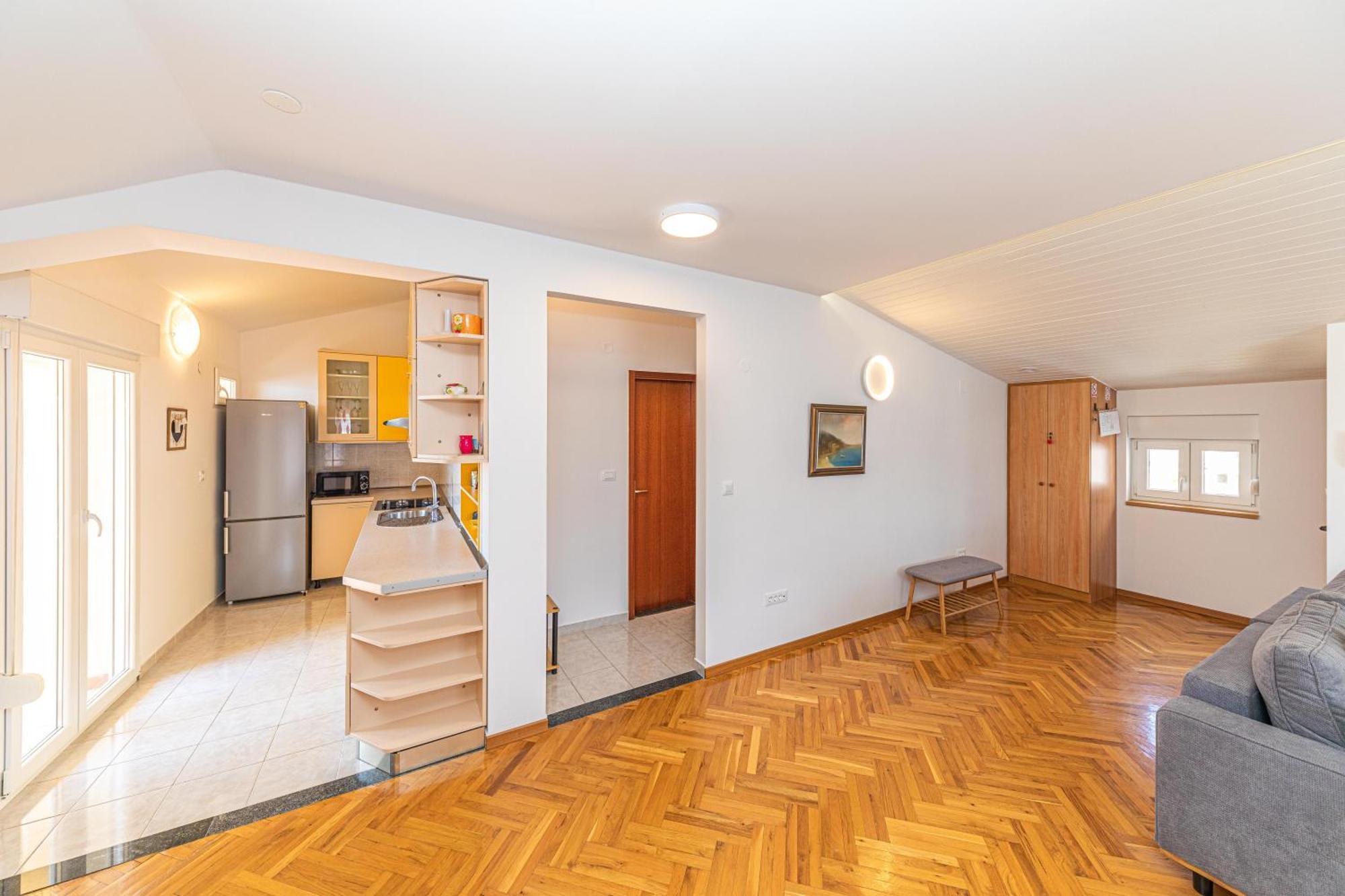 Apartments Iskra Stobreč Екстериор снимка