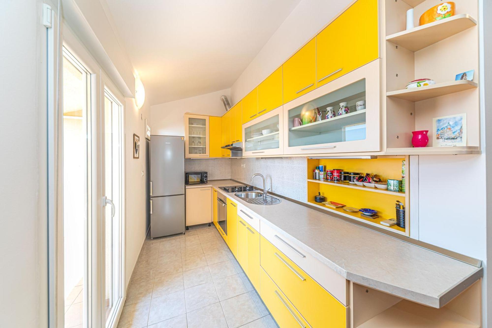 Apartments Iskra Stobreč Екстериор снимка