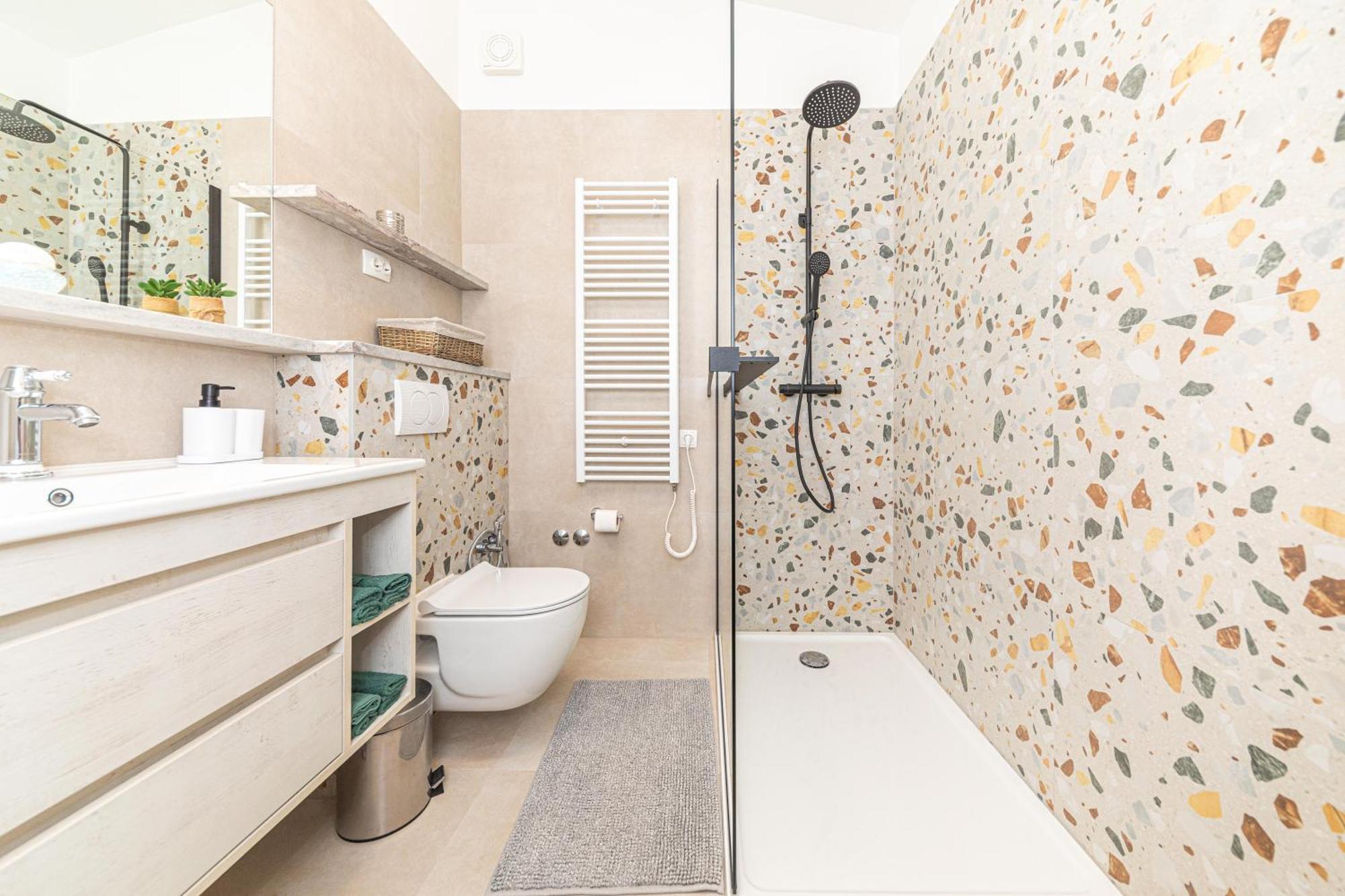 Apartments Iskra Stobreč Екстериор снимка